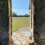 לינה וארוחת בוקר Chateau De La Garnison