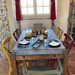 Chateau De La Garnison לינה וארוחת בוקר 3*