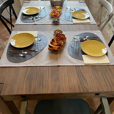 Chateau De La Garnison Bed & Breakfast