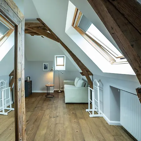 Chateau De La Garnison Bed and breakfast