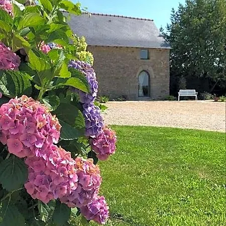 Chateau De La Garnison فندق مبيت وإفطار 3*