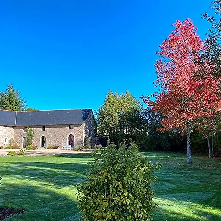 Chateau De La Garnison Bed & Breakfast