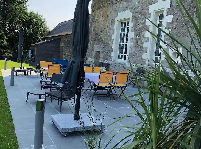 Chateau De La Garnison Bed and breakfast