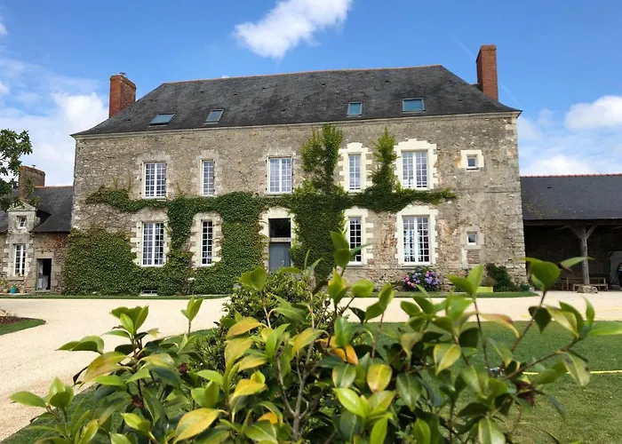 Château De La Garnison Couette-café Orvault