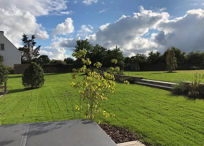 Chateau De La Garnison Bed and breakfast